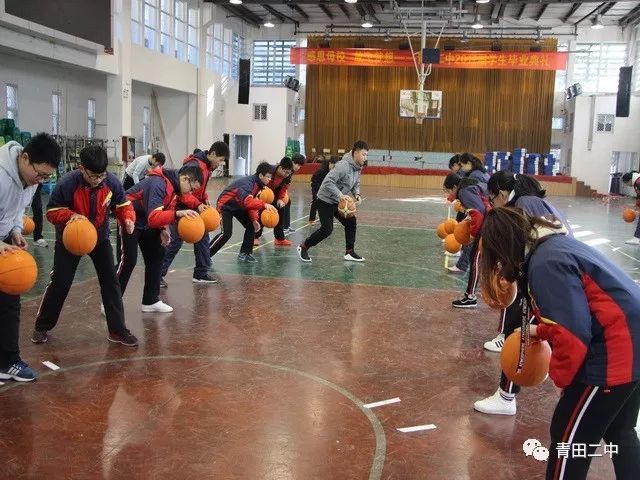 小学贪吃蛇体育教案_学生体操贪吃蛇教案_体能贪吃蛇教案