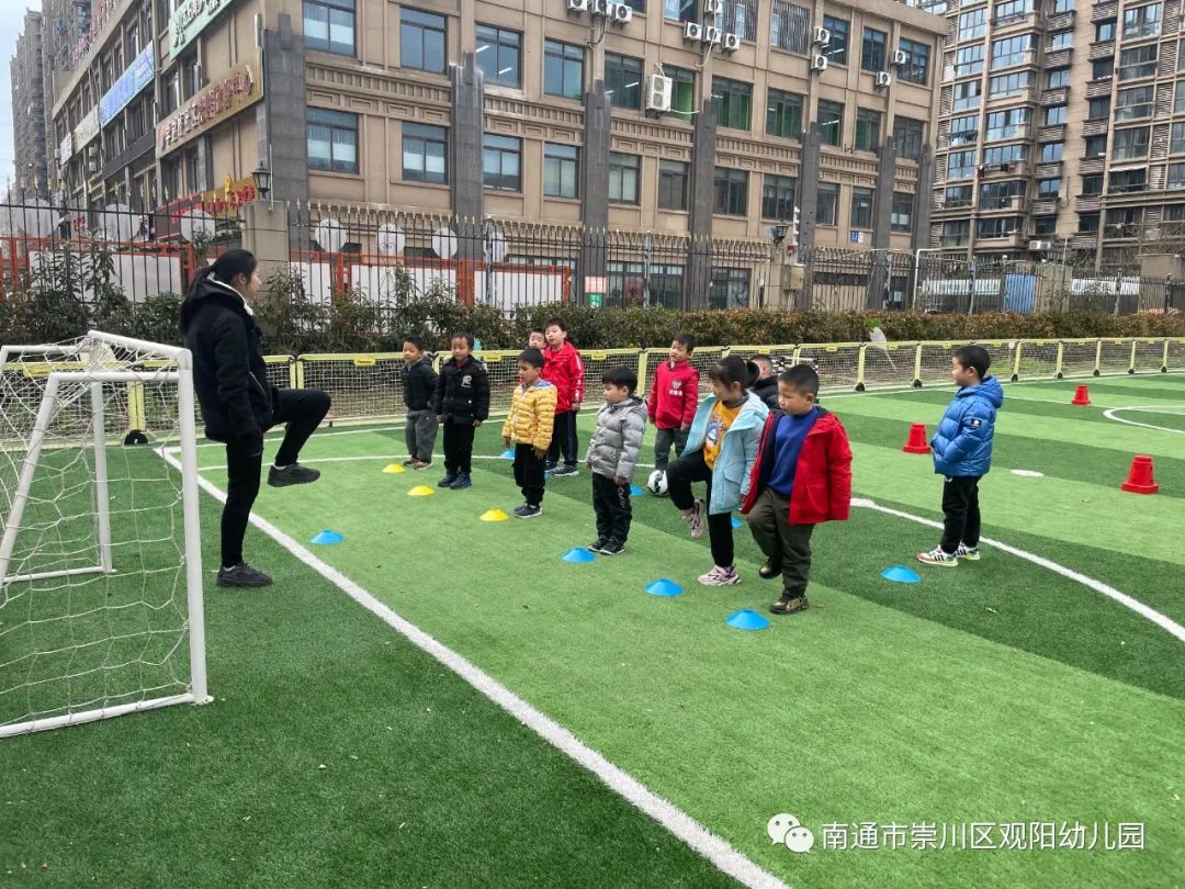关于足球的互动游戏_足球互动小游戏_足球互动类游戏规则