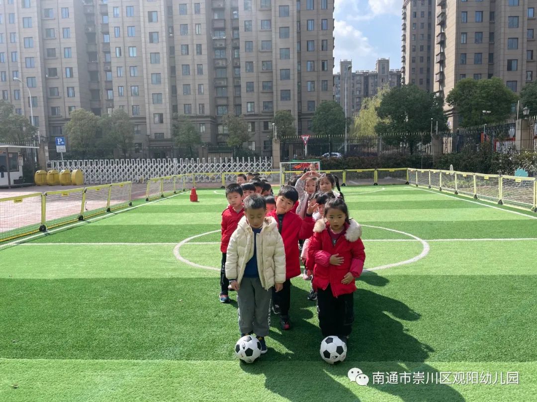 足球互动类游戏规则_足球互动小游戏_关于足球的互动游戏