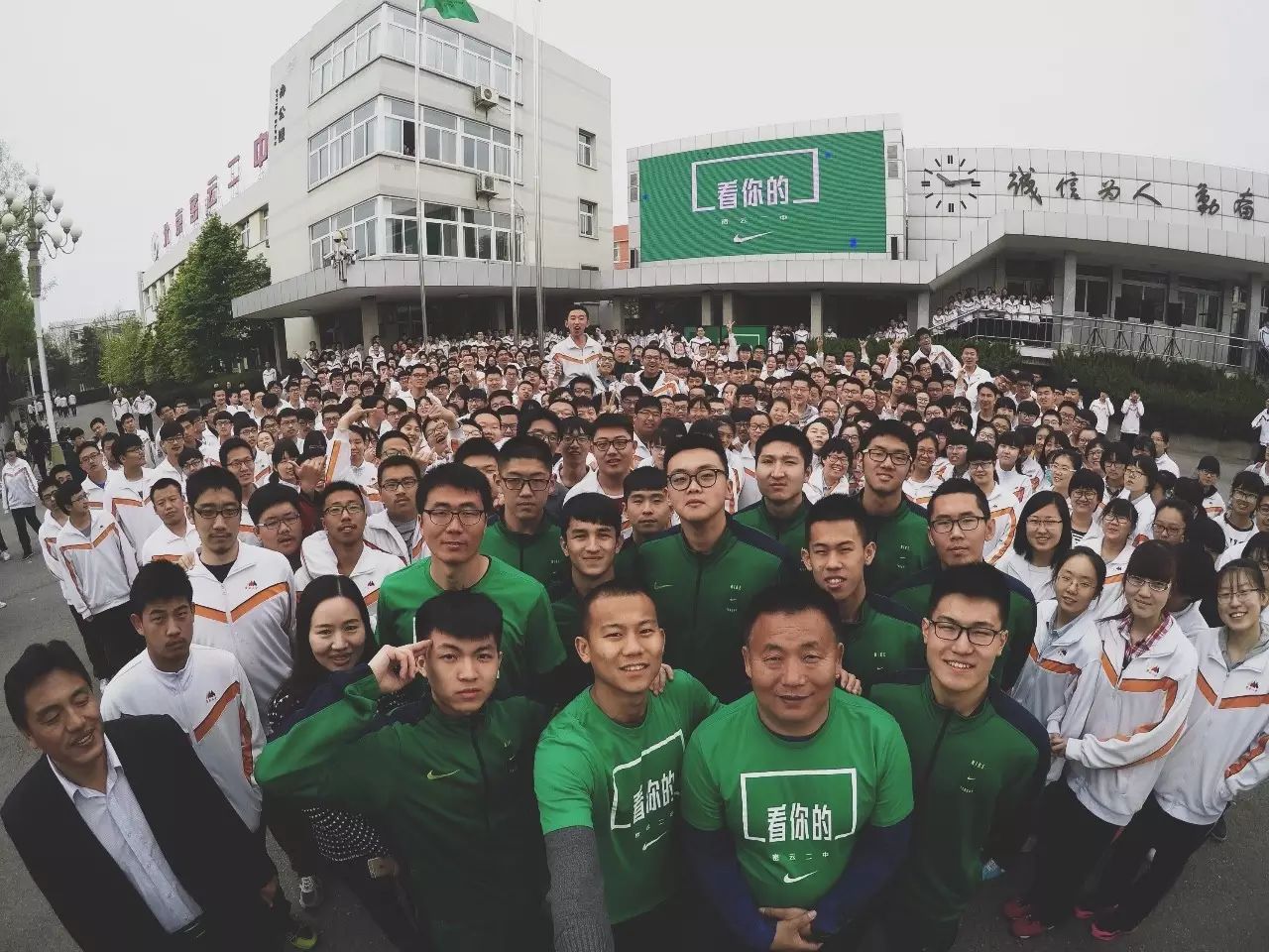 篮球敌赛规则有哪些_以一敌百篮球赛规则_篮球比赛对抗规则