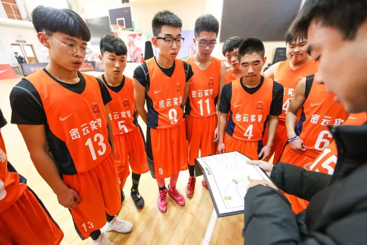 以一敌百篮球赛规则_篮球敌赛规则有哪些_篮球比赛对抗规则
