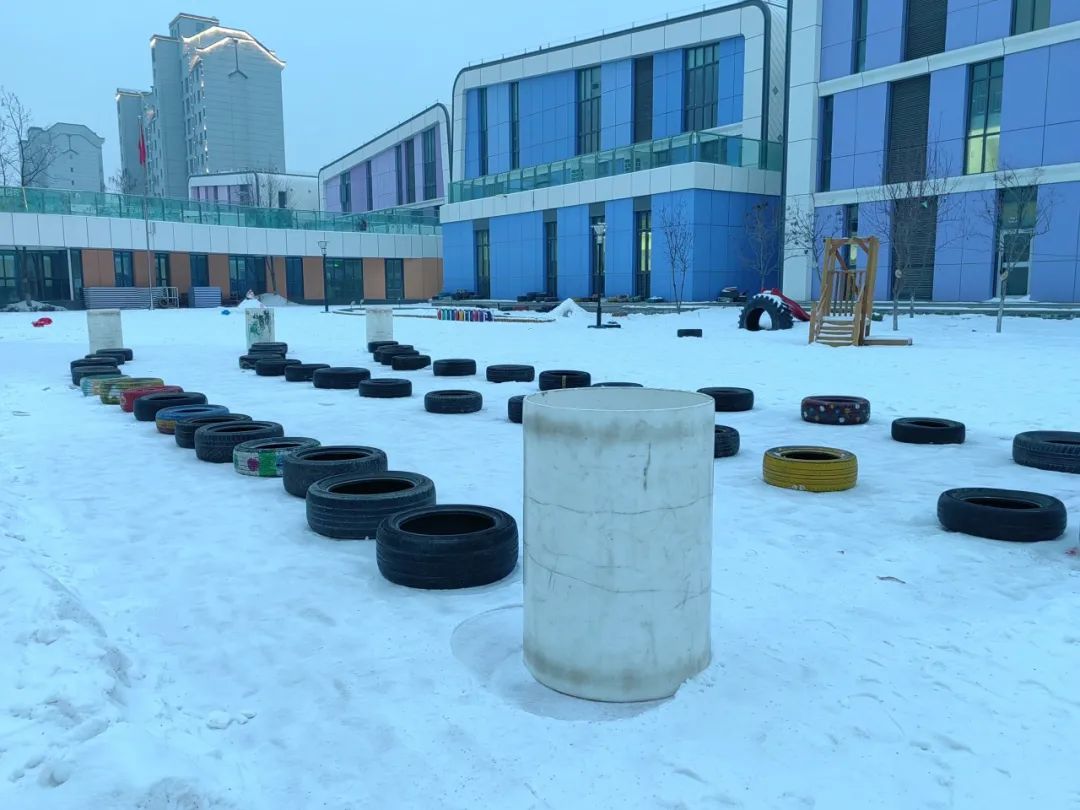 小学雪地足球教案_幼儿园足球场规则_幼儿园雪地足球比赛规则