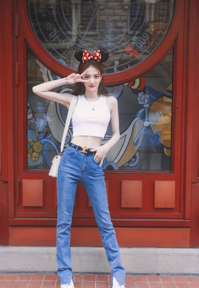 健身女明星14位明星_女明星健身版_健身女明星有哪些