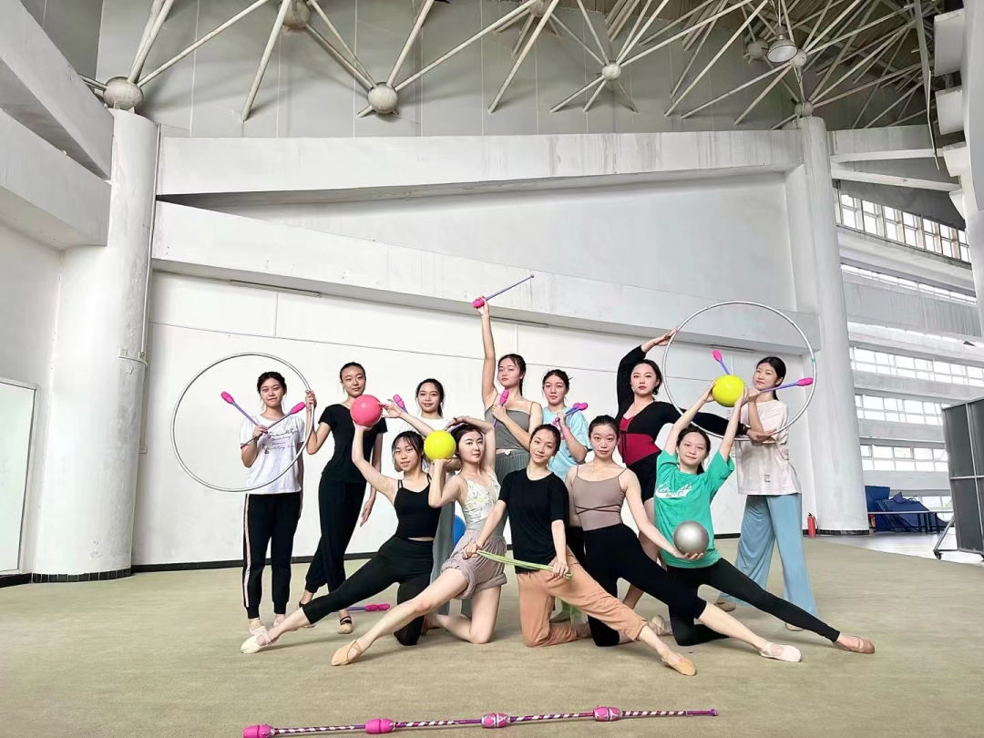 体操队伍介绍_大学生体操队意义_体操队要求