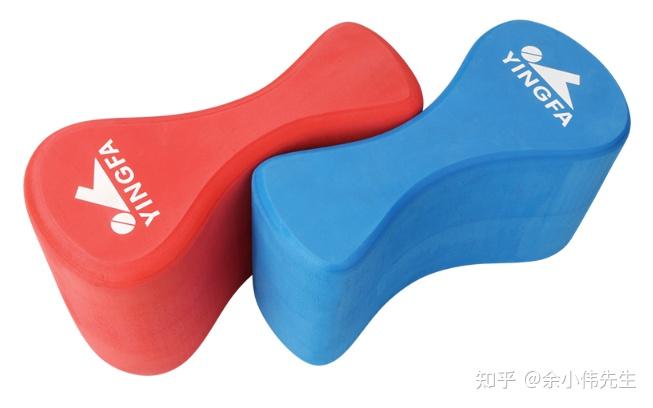游泳怎样打腿_游泳打腿小技巧有哪些_游泳腿怎么正确打水