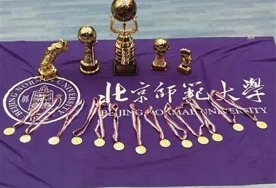 足球规则教学视频教程_足球规则怎么学的多_足球规则新手须知视频