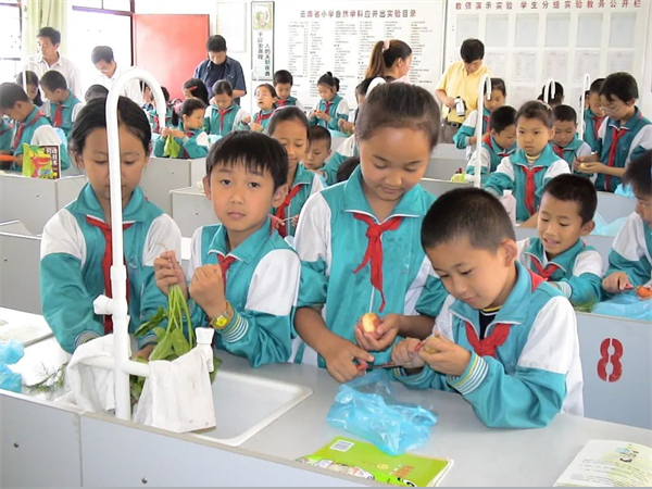德宏民族韵律操_德宏本土民族韵律操视频教学_德宏学生民族体操