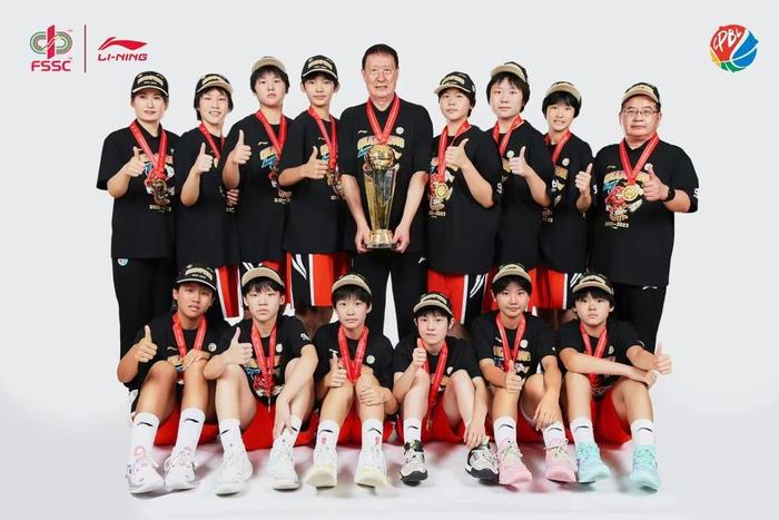 篮球女子山东冠军小学生是谁_山东小学生女子篮球冠军_山东篮球少女