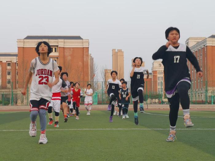 山东小学生女子篮球冠军_山东篮球少女_篮球女子山东冠军小学生是谁
