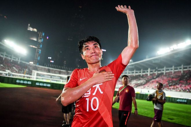 中国足球历史上冠军_足球冠军中国是谁_历史中国足球世界冠军