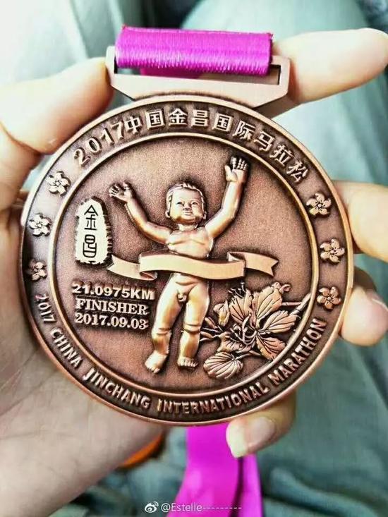 马拉松冠军奖杯_马拉松奖杯是什么材质_金昌马拉松奖杯